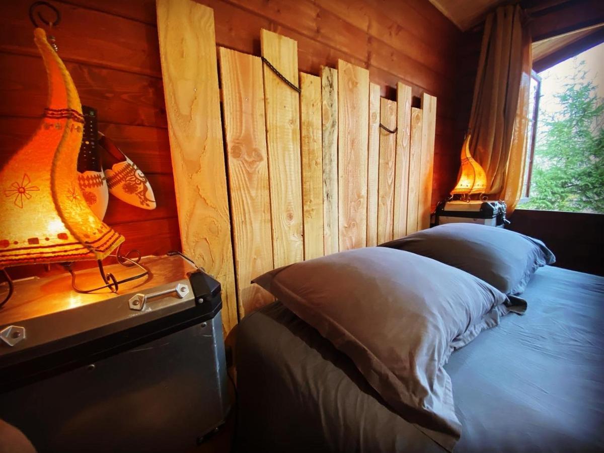 "Le Maloya" Chalets Independants -Chambre Balneo - Relais Motards Lacaune Exterior foto