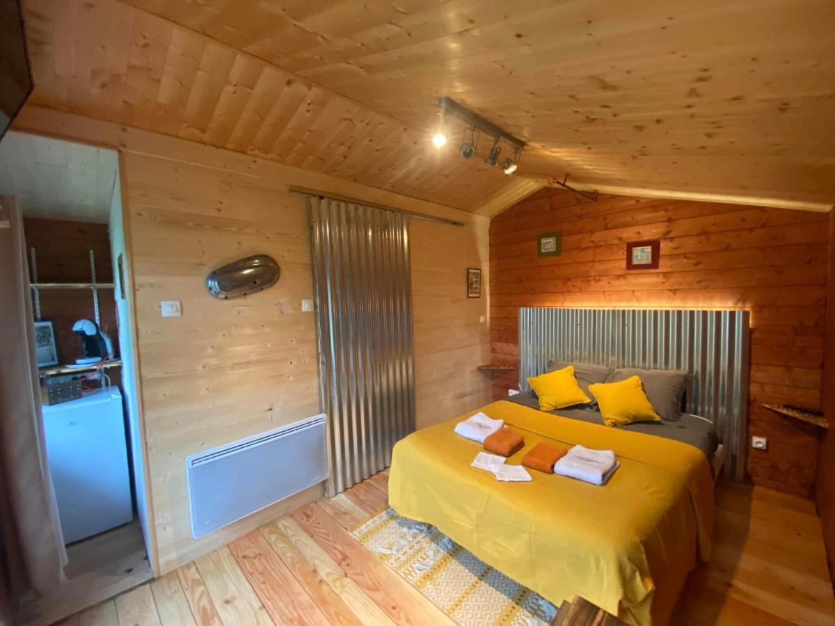 "Le Maloya" Chalets Independants -Chambre Balneo - Relais Motards Lacaune Exterior foto